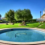 Townhouse 700m From Sao Rafael * אלבופיירה