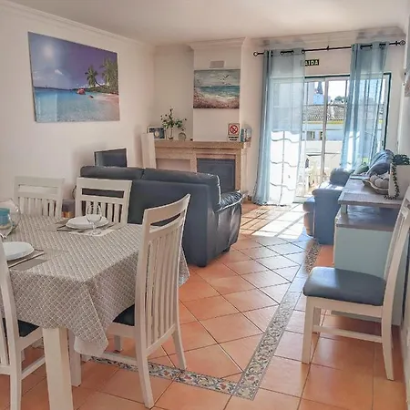 Willa Townhouse 700m From Sao Rafael