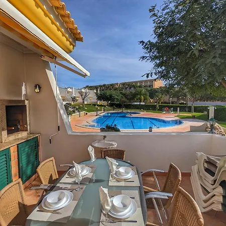 Townhouse 700m From Sao Rafael אלבופיירה