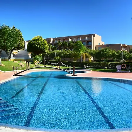Willa Townhouse 700m From Sao Rafael Albufeira