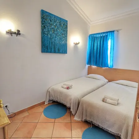 Townhouse 700m From Sao Rafael Вилла